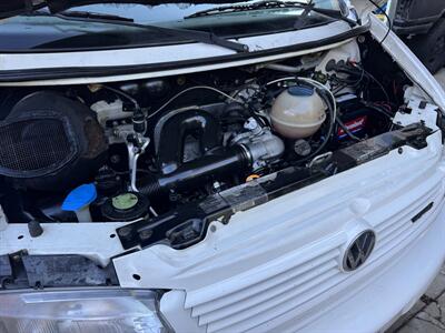 1999 WINNEBAGO EuroVan CAMPER   - Photo 35 - Brea, CA 92822