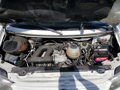 1999 WINNEBAGO EuroVan CAMPER   - Photo 22 - Brea, CA 92822