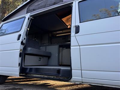 1999 WINNEBAGO EuroVan CAMPER   - Photo 31 - Brea, CA 92822