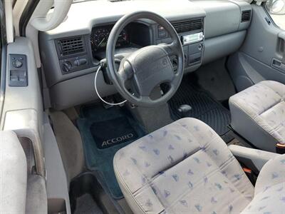 1999 WINNEBAGO EuroVan CAMPER   - Photo 19 - Brea, CA 92822