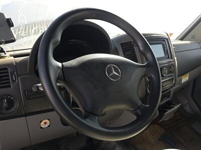 2014 Winnebago VIEW 24M   - Photo 17 - Brea, CA 92822