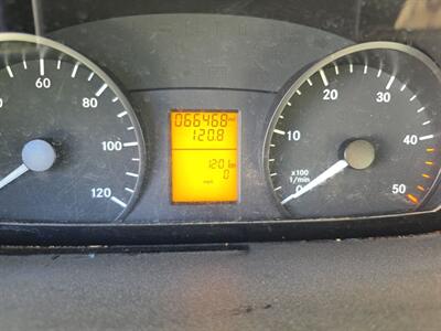 2014 Winnebago VIEW 24M   - Photo 8 - Brea, CA 92822