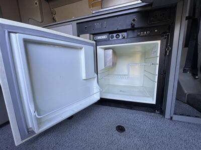 1999 Volkswagen EuroVan MV  CAMPER - Photo 24 - Brea, CA 92822