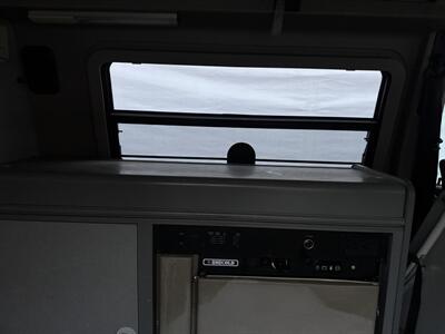 1999 Volkswagen EuroVan MV  CAMPER - Photo 22 - Brea, CA 92822