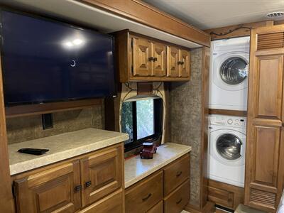 2011 Tiffin ALLEGRO BUS   - Photo 12 - Brea, CA 92822