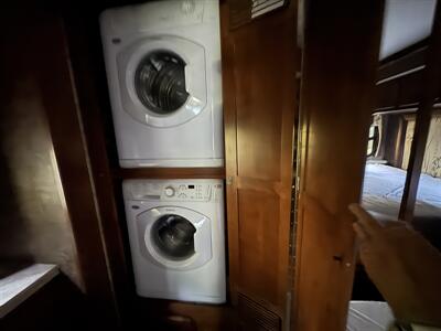 2011 Tiffin ALLEGRO BUS   - Photo 45 - Brea, CA 92822