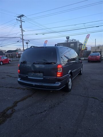 2005 Chevrolet Venture LS - Photo 4 - Salem, OR 97302