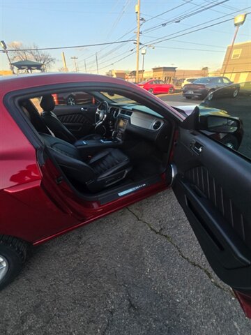 2014 Ford Mustang V6 - Photo 10 - Salem, OR 97302