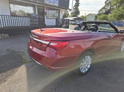 2011 Chrysler 200 Touring   - Photo 11 - Salem, OR 97302