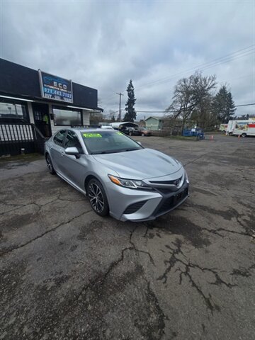 2018 Toyota Camry L - Photo 2 - Salem, OR 97302