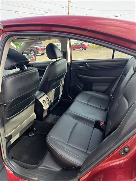 2015 Subaru Legacy 2.5i Limited - Photo 10 - Salem, OR 97302