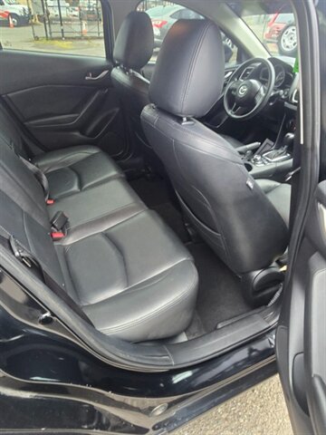 2015 Mazda Mazda3 i Sport - Photo 11 - Salem, OR 97302