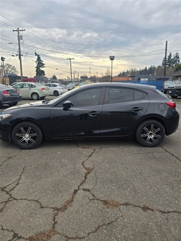 2015 Mazda Mazda3 i Sport - Photo 3 - Salem, OR 97302