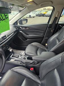 2015 Mazda Mazda3 i Sport - Photo 8 - Salem, OR 97302