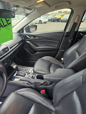 2015 Mazda Mazda3 i Sport - Photo 8 - Salem, OR 97302