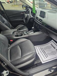 2015 Mazda Mazda3 i Sport - Photo 10 - Salem, OR 97302