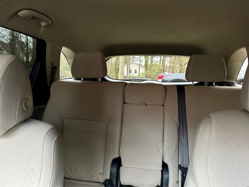 2017 Kia Sorento LX - Photo 15 - Gainesville, GA 30501