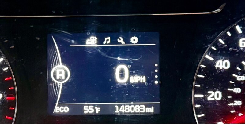 2017 Kia Sorento LX - Photo 14 - Gainesville, GA 30501