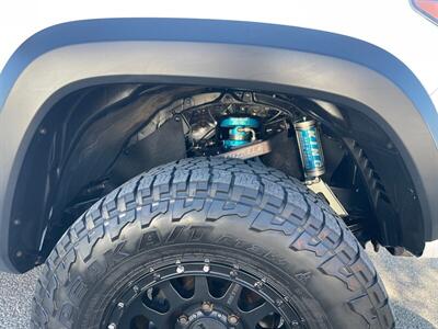 2019 Toyota Tacoma SR V6   - Photo 4 - Newbury Park, CA 91320