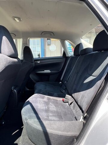 2011 Subaru Impreza 2.5i - Photo 3 - Canton, OH 44707