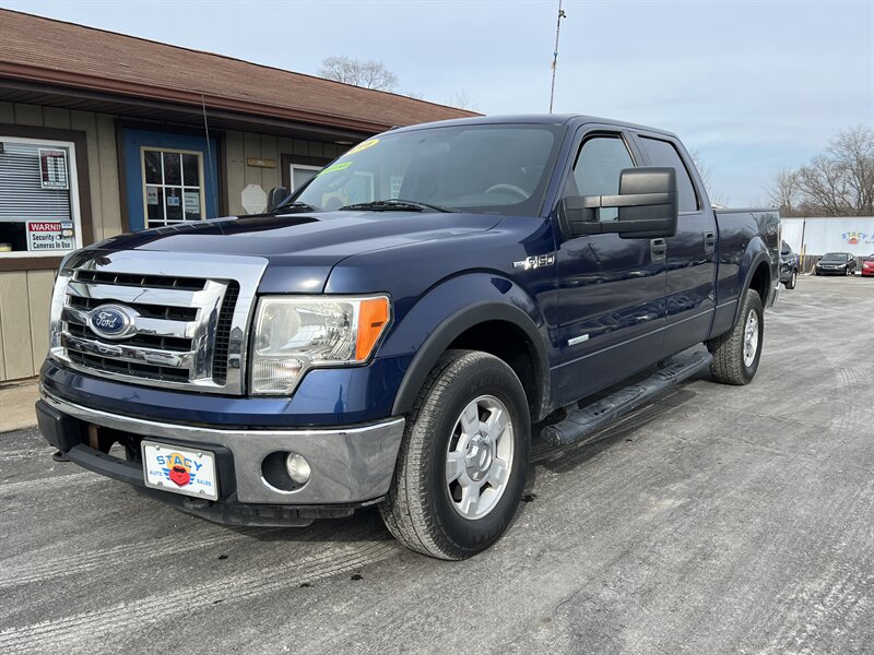 2011 Ford F-150 XLT - Photo 2 - Canton, OH 44707