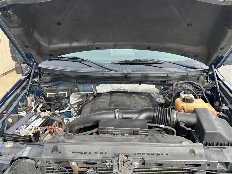 2011 Ford F-150 XLT - Photo 18 - Canton, OH 44707