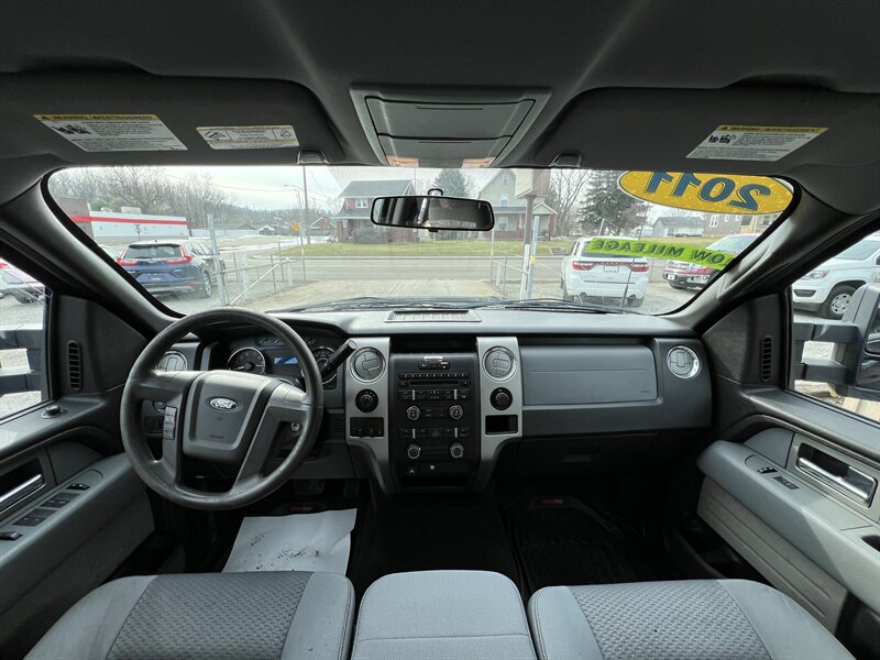 2011 Ford F-150 XLT - Photo 5 - Canton, OH 44707