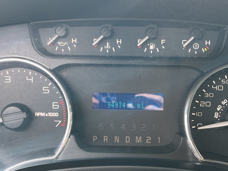 2011 Ford F-150 XLT - Photo 7 - Canton, OH 44707