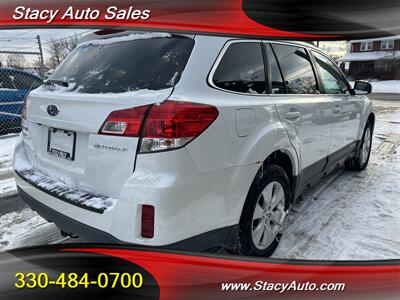 2012 Subaru Outback 2.5i Limited   - Photo 11 - Canton, OH 44707