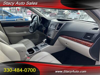 2012 Subaru Outback 2.5i Limited   - Photo 15 - Canton, OH 44707