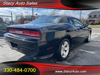 2013 Dodge Challenger SXT - Photo 12 - Canton, OH 44707
