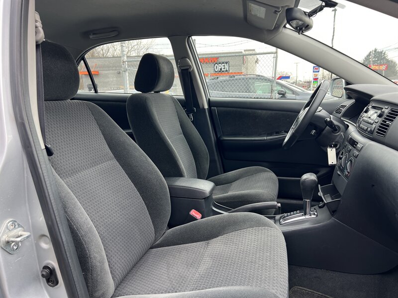 2006 Toyota Corolla Sport - Photo 14 - Canton, OH 44707