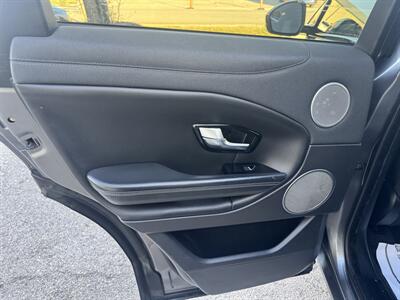 2016 Land Rover Range Rover Evoque SE   - Photo 15 - Midlothian, TX 76056