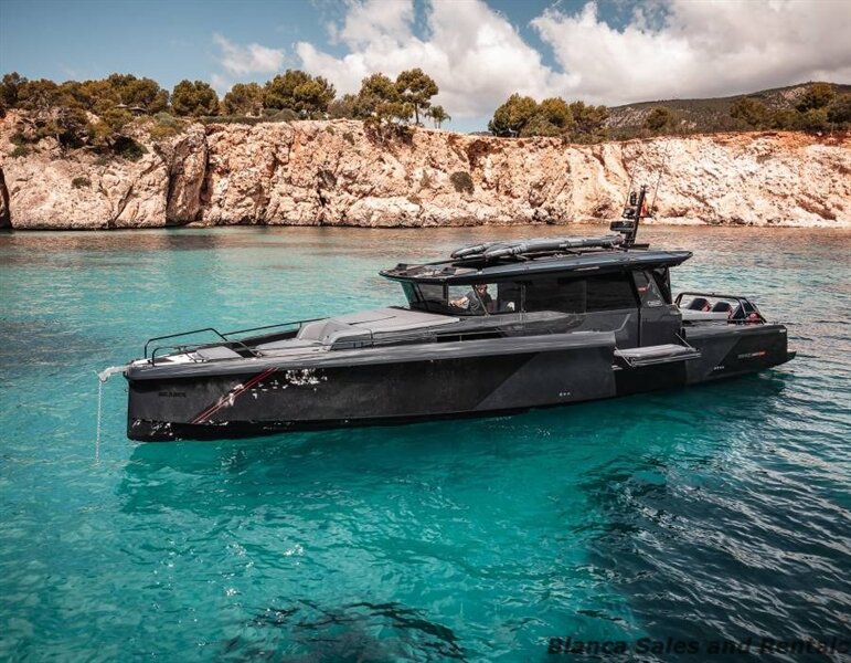 2025 BRABUS SHADOW 1200  