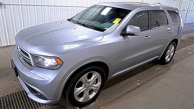 2015 Dodge Durango R/T   - Photo 1 - Belfield, ND 58622