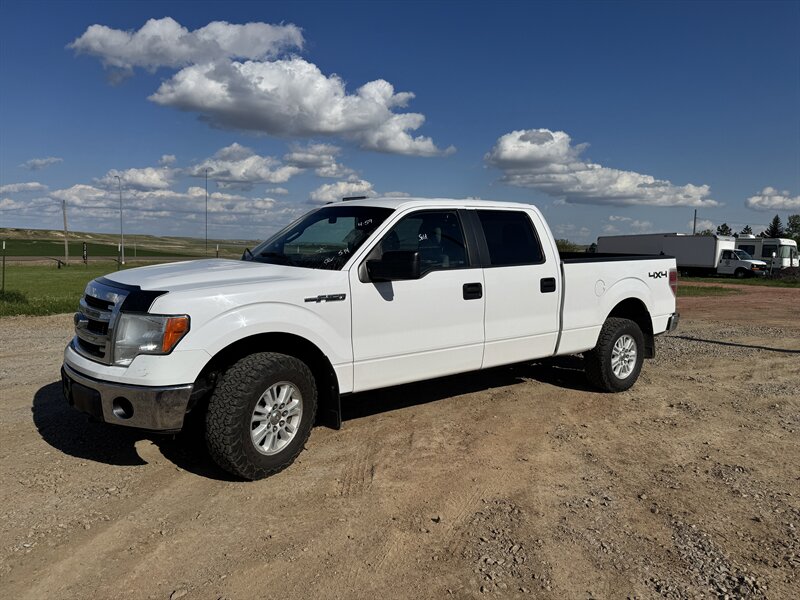 2014 Ford F-150 XLT   - Photo 1 - Belfield, ND 58622