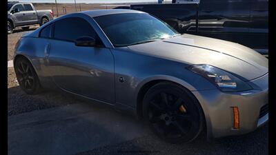 2005 Nissan 350Z   - Photo 2 - Belfield, ND 58622