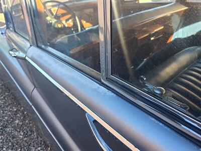 1960 Jaguar Mark IX - Photo 14 - Belfield, ND 58622