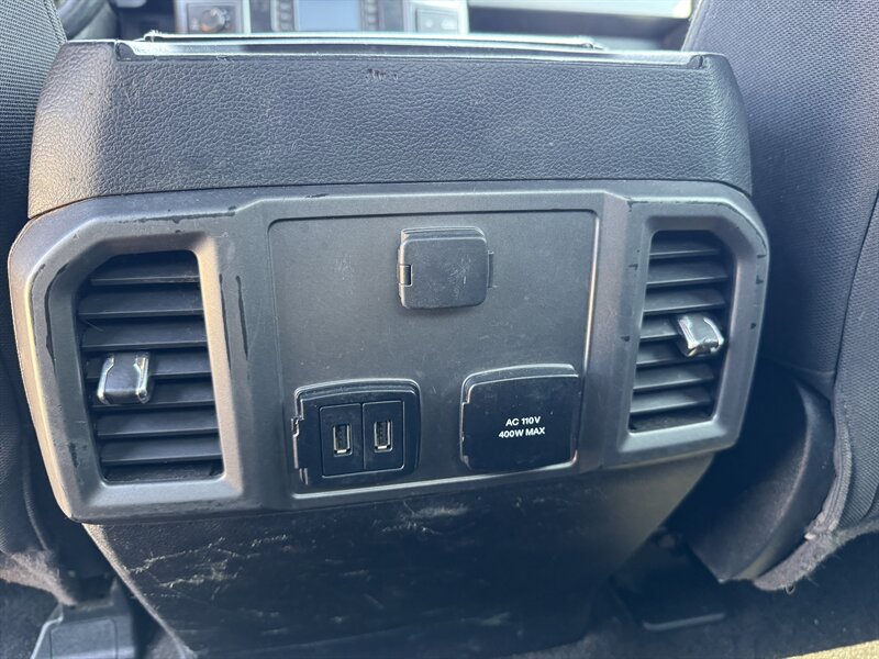 2017 Ford F-150 XLT - Photo 6 - Belfield, ND 58622