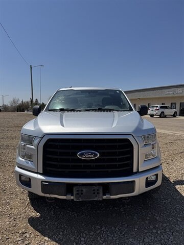 2017 Ford F-150 XLT - Photo 2 - Belfield, ND 58622