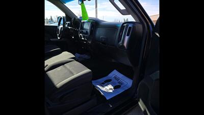 2017 Chevrolet Silverado 1500 LT - Photo 20 - Belfield, ND 58622
