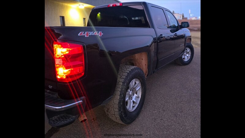 2017 Chevrolet Silverado 1500 LT - Photo 8 - Belfield, ND 58622