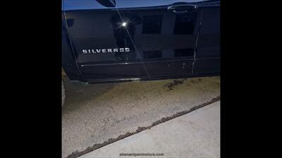 2017 Chevrolet Silverado 1500 LT - Photo 17 - Belfield, ND 58622