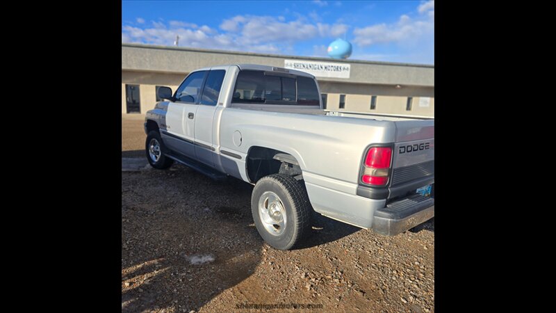 1998 Dodge Ram 1500 ST - Photo 4 - Belfield, ND 58622