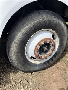 2004 Ford F650 Super Duty - Photo 13 - Belfield, ND 58622