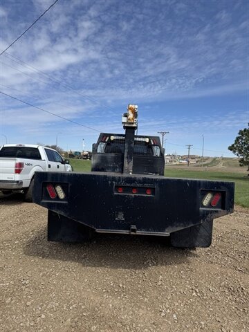 2004 Ford F650 Super Duty - Photo 6 - Belfield, ND 58622