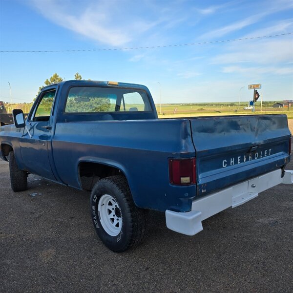 1977 Chevrolet Custom Deluxe k10 - Photo 3 - Belfield, ND 58622