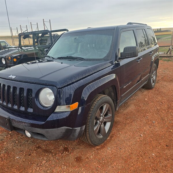 2014 Jeep Patriot Latitude   - Photo 1 - Belfield, ND 58622