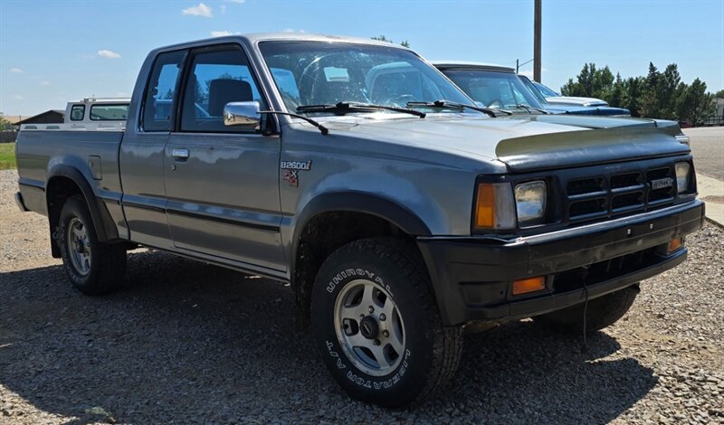 1992 Mazda B2600i 2dr B2600i LE5 - Photo 3 - Belfield, ND 58622