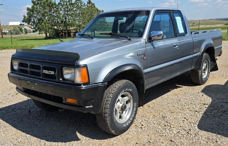 1992 Mazda B2600i 2dr B2600i  LE5 - Photo 1 - Belfield, ND 58622